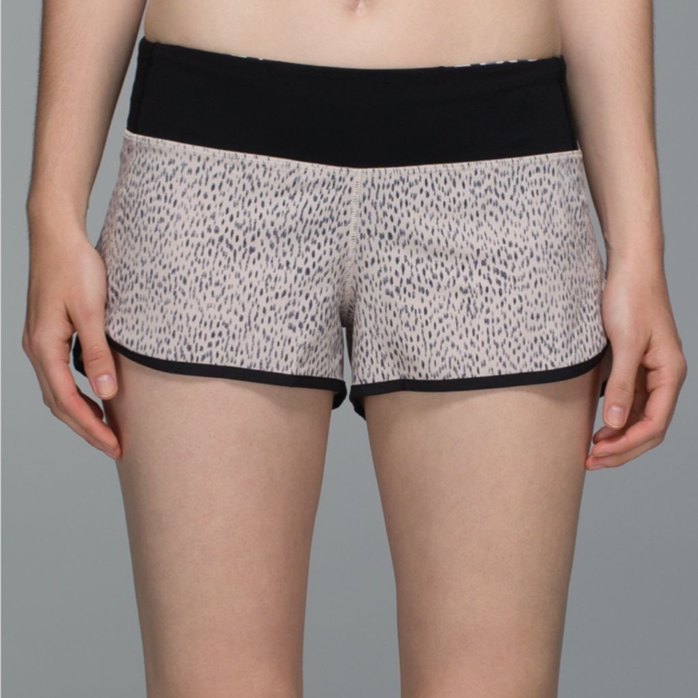 Lululemon Run: Speed Short *4-way Stretch 🍋
